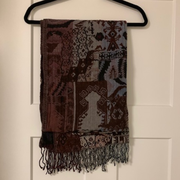Wilfred Tapestry Scarf - Picture 1 of 4